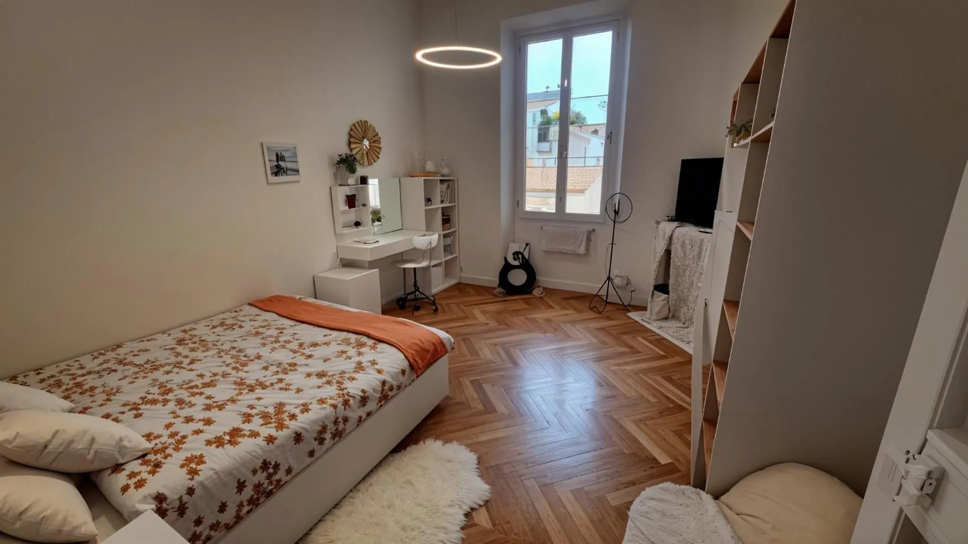 Chic Bourgeois Apartment Heart Of Cannes 0*,  France